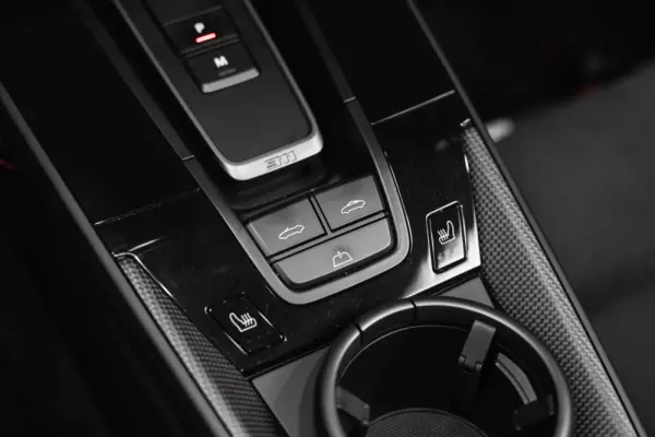Porsche 911 (992) Carrera 4 GTS PDK 41