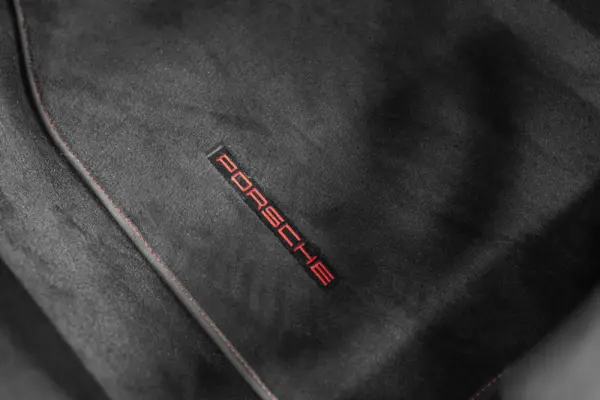 Porsche 911 (992) Carrera 4 GTS PDK 56