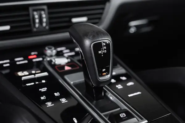 Porsche Cayenne Coupé E-Hybrid 8