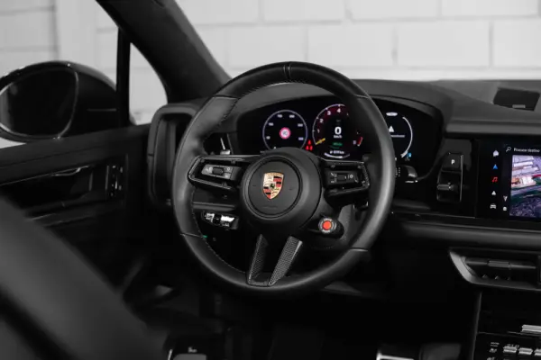 Porsche Cayenne Coupé Turbo E-Hybrid Pacote GT 5