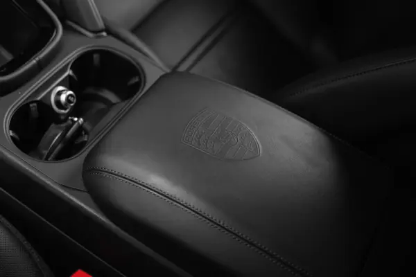 Porsche Cayenne Coupé Turbo E-Hybrid Pacote GT 44