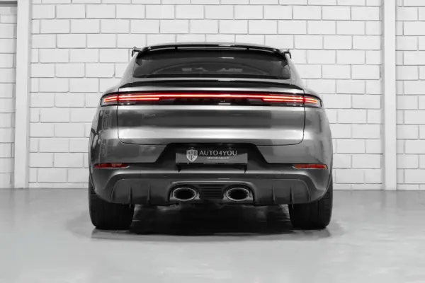 Porsche Cayenne Coupé Turbo E-Hybrid Pacote GT 53