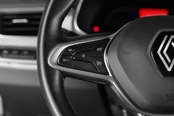 Renault Arkana 1.6 E-Tech Full Hybrid Techno 8
