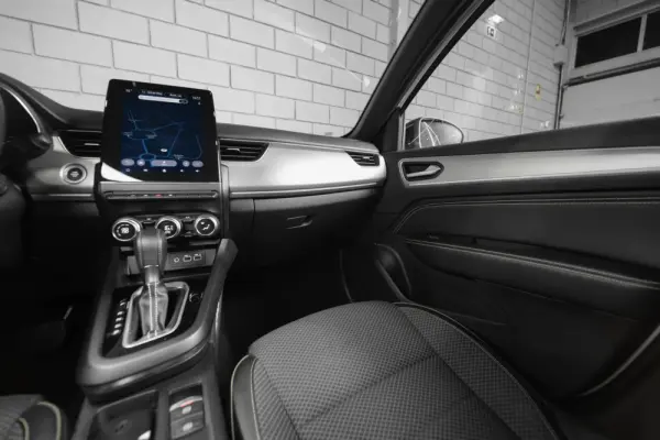 Renault Arkana 1.6 E-Tech Full Hybrid Techno 36