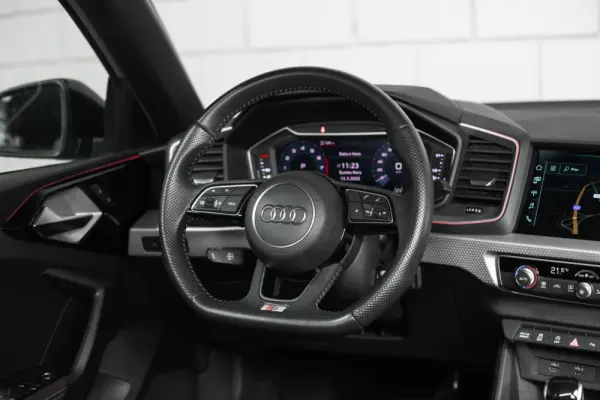 Audi A1 Citycarver 30 TFSI S tronic S line 17