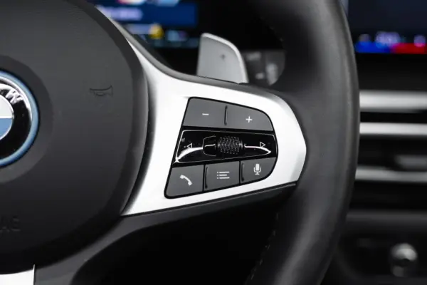 BMW 320 e Touring Pack Desportivo M Auto 9