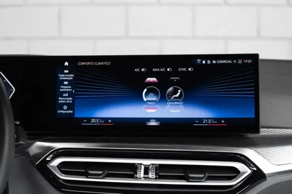 BMW 320 e Touring Pack Desportivo M Auto 21