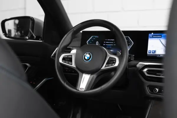 BMW 320 e Touring Pack Desportivo M Auto 22