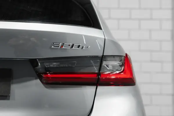 BMW 320 e Touring Pack Desportivo M Auto 30