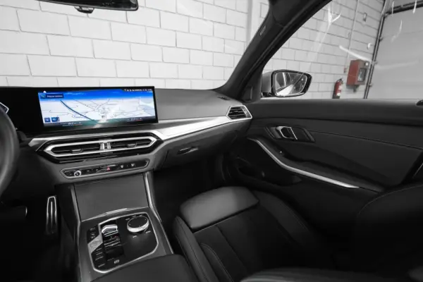 BMW 320 e Touring Pack Desportivo M Auto 33