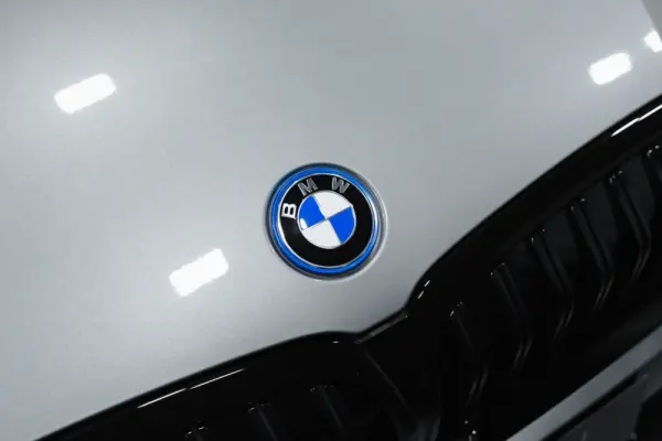 BMW 320 e Touring Pack Desportivo M Auto 34