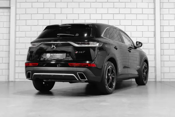 DS DS7 Crossback E-Tense Performance Line EAT8 4
