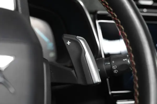 DS DS7 Crossback E-Tense Performance Line EAT8 12