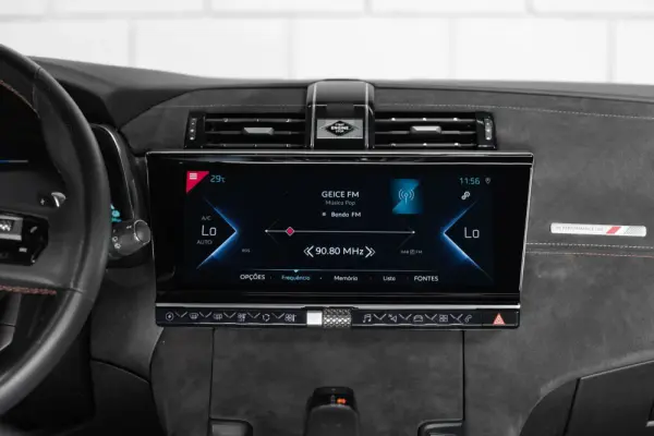 DS DS7 Crossback E-Tense Performance Line EAT8 18