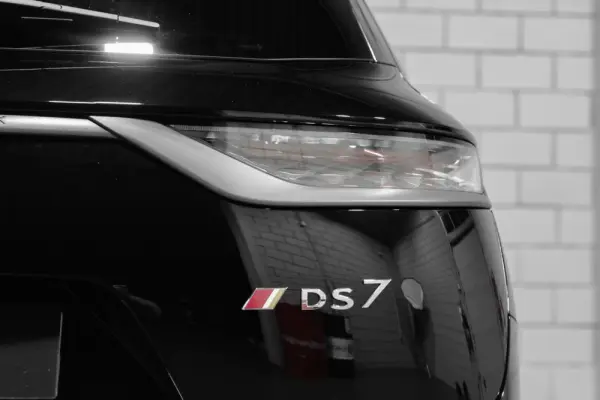 DS DS7 Crossback E-Tense Performance Line EAT8 27