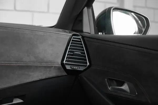 DS DS7 Crossback E-Tense Performance Line EAT8 36