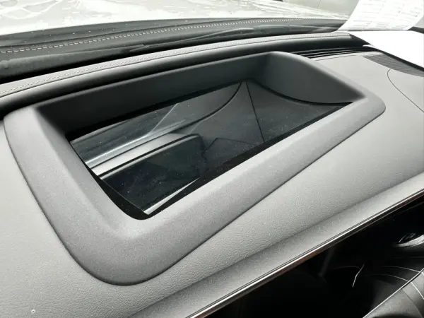 Mercedes-Benz C 300 e AMG Line 27