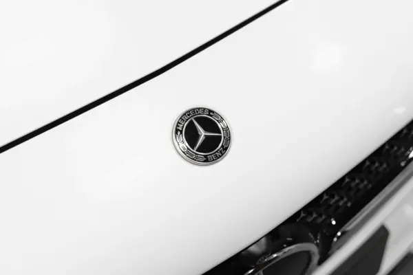 Mercedes-Benz C 300 e AMG Line 36