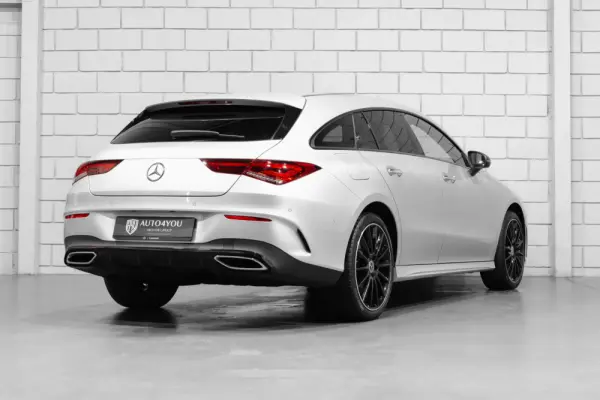 Mercedes-Benz CLA 250 e Shooting Brake AMG Line 4