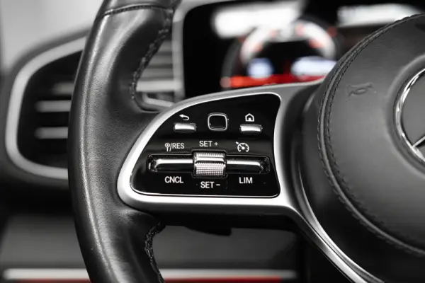 Mercedes-Benz GLE 350 de 4Matic 8