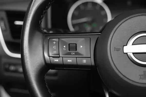 Nissan Qashqai 1.3 DIG-T Acenta 9