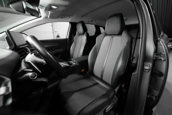 Peugeot 3008 1.6 Hybrid Allure Pack e-EAT8 5