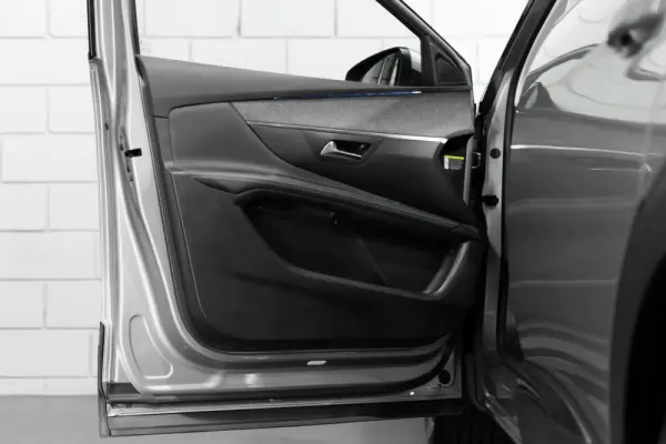 Peugeot 3008 1.6 Hybrid Allure Pack e-EAT8 23
