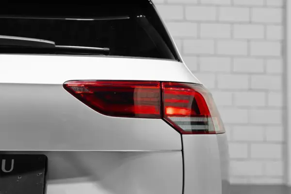 Volkswagen Golf Variant 2.0 TDi R-Line DSG 38