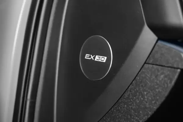 Volvo EX30 69 kWh Twin Motor Ultra 33