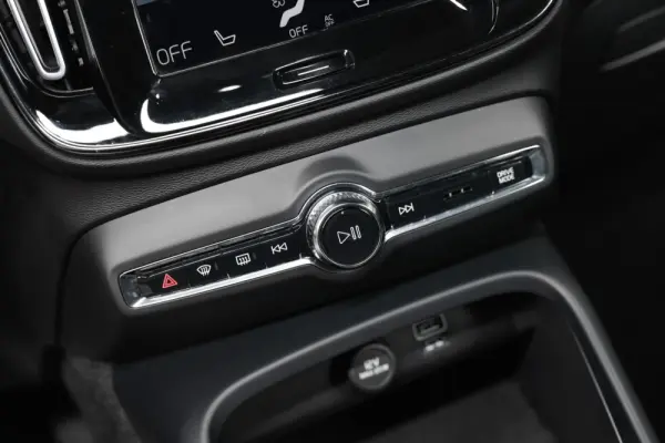 Volvo XC 40 1.5 T4 PHEV Inscription Expression 33