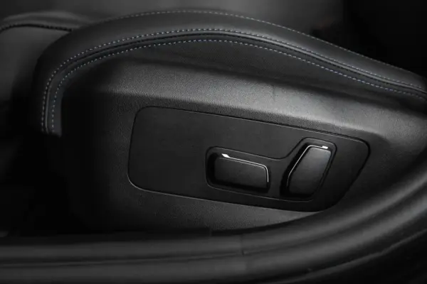 BMW 530 e xDrive Pack Desportivo M Pro 28