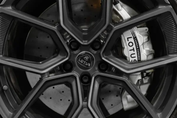 Lotus Emeya R 43