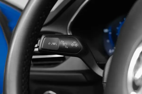 Ford Focus 1.0 EcoBoost MHEV Active 9
