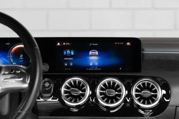 Mercedes-Benz CLA 250 e Shooting Brake AMG Line 15