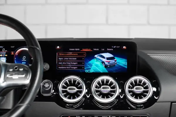 Mercedes-Benz GLA 250 e 8G-DCT AMG Line 16