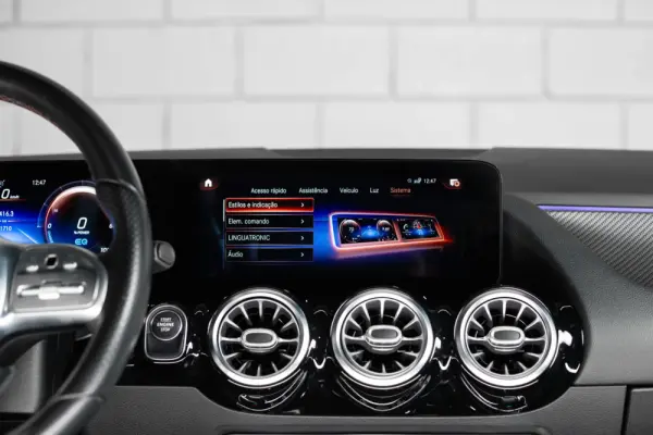 Mercedes-Benz GLA 250 e 8G-DCT AMG Line 19