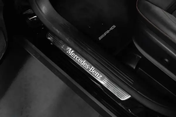 Mercedes-Benz GLA 250 e 8G-DCT AMG Line 31