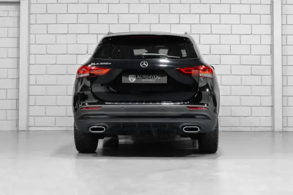 Mercedes-Benz GLA 250 e 8G-DCT AMG Line 43