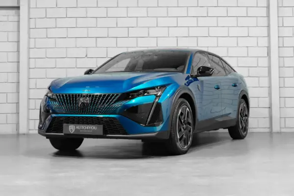Peugeot 408 225 e-EAT8 GT 1