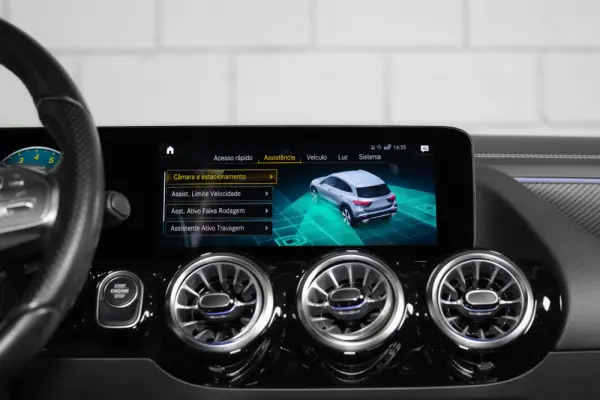 Mercedes-Benz GLA 250 e 8G-DCT AMG Line 18