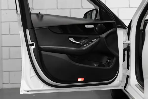 Mercedes-Benz C 300 Avantgarde 22