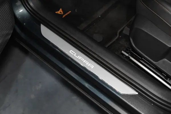 Cupra Formentor 1.4 e-Hybrid DSG VZ 28