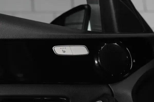 Mercedes-Benz C 300 Avantgarde 26