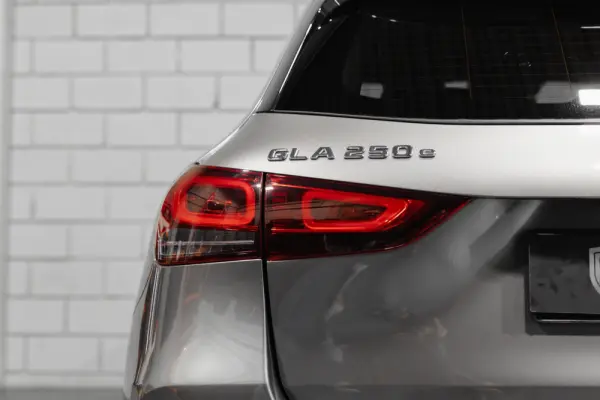 Mercedes-Benz GLA 250 e 8G-DCT Edition AMG Line 23