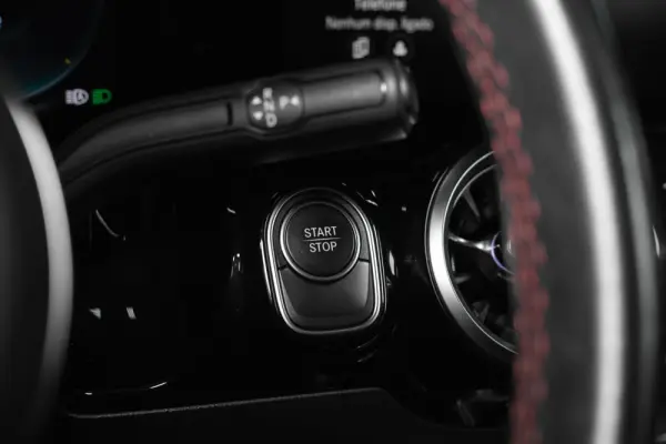 Mercedes-Benz EQA 250 AMG Line 11