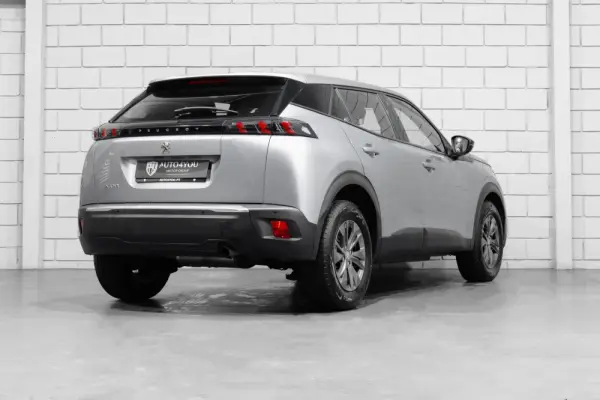 Peugeot 2008 1.2 PureTech Active Pack 4
