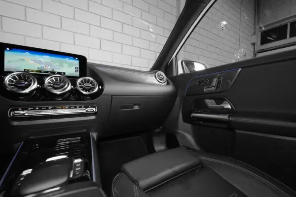 Mercedes-Benz GLA 250 e 8G-DCT AMG Line 43