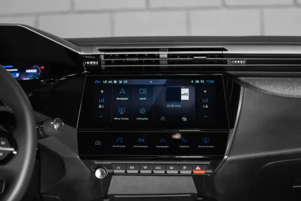 Peugeot 408 1.6 Hybrid Allure e-EAT8 11