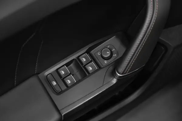 Cupra Leon ST 1.4 e-Hybrid VZ DSG 28