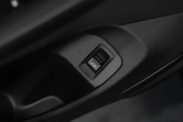 BMW 530 e Pack Desportivo M Pro 33